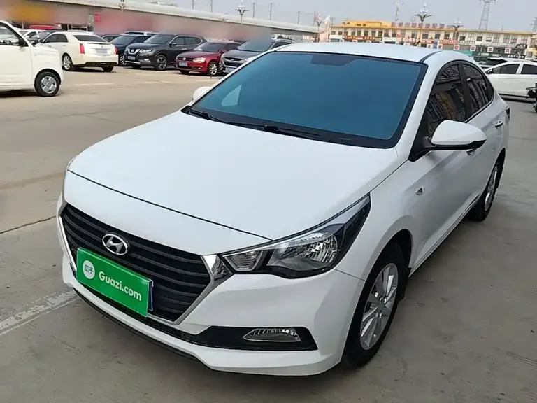 Hyundai Verna 1.4 L Manual Cool GLS