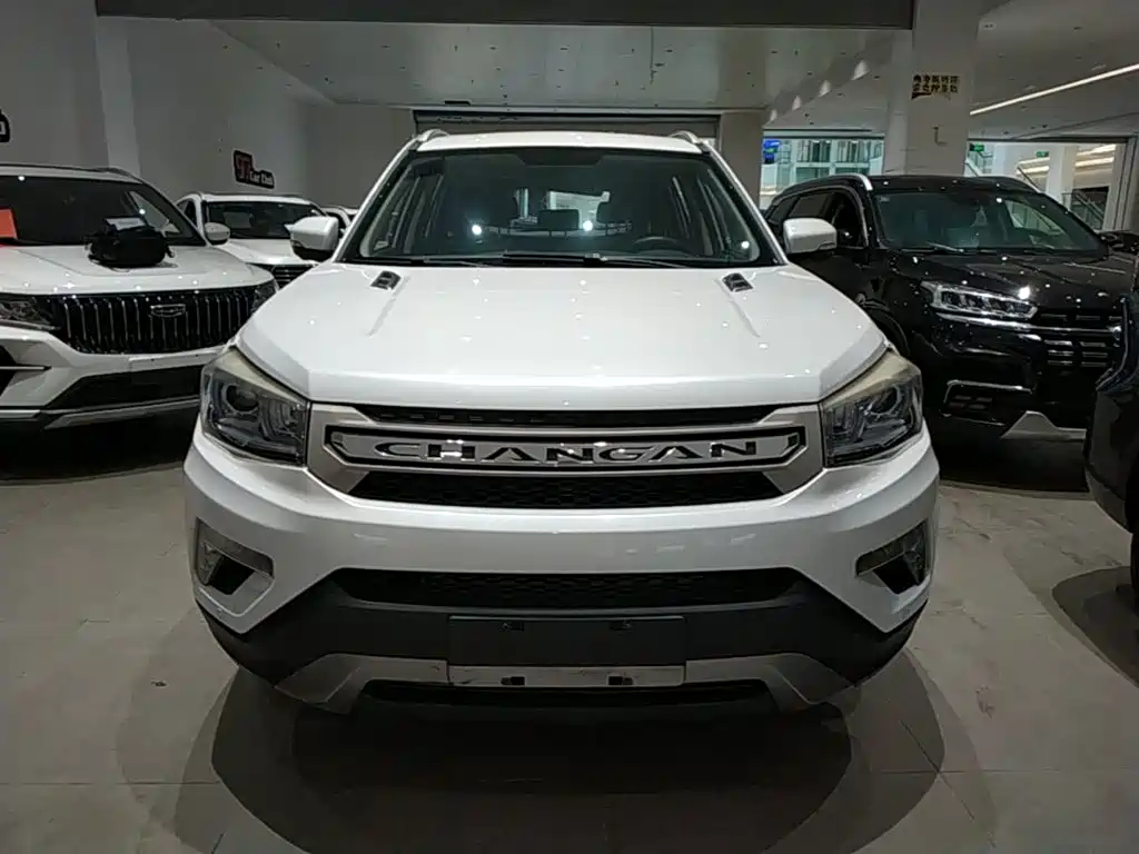 Changan CS75 2.0 L Manual Leading CN-IV