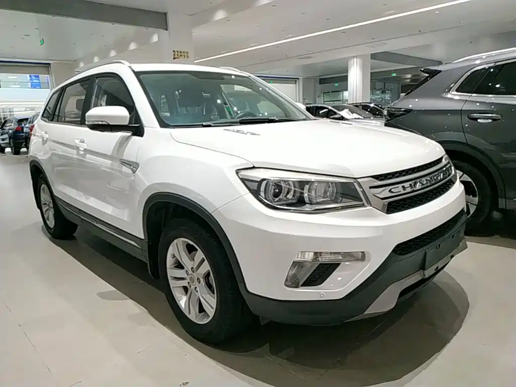 Changan CS75 2.0 L Manual Leading CN-IV
