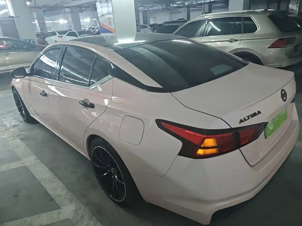 Teana 2.0 T XV Smart Supreme