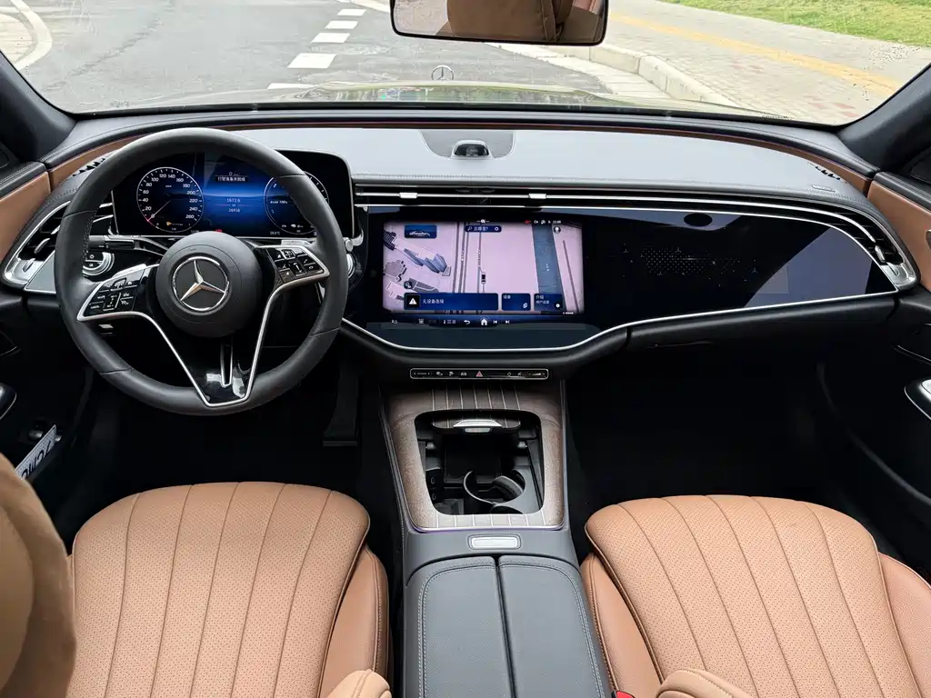 Mercedes-Benz E-Class NEV E 350 e L PHEV Sedan