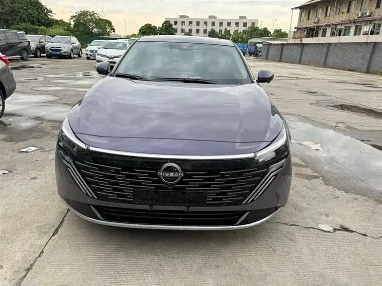Nissan Teana 天籁 2026款 鸿蒙座舱 2.0 T 旗舰版