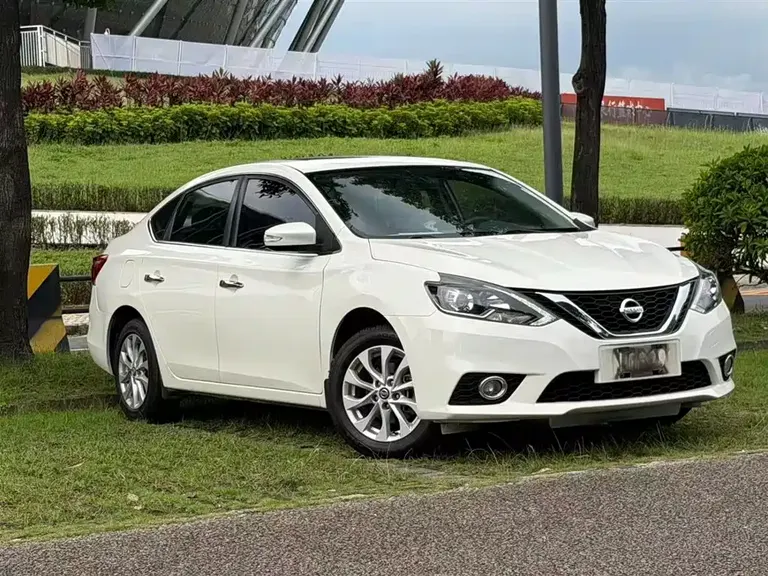 Nissan Sylphy 1.6 XV CVT Connected Premium CN-V