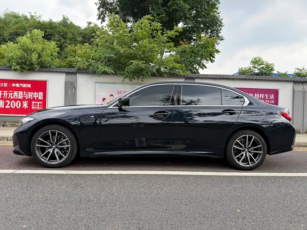 BMW 3 Series 320 Li M Sport Package