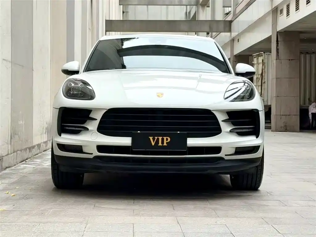Macan Macan 2.0 T