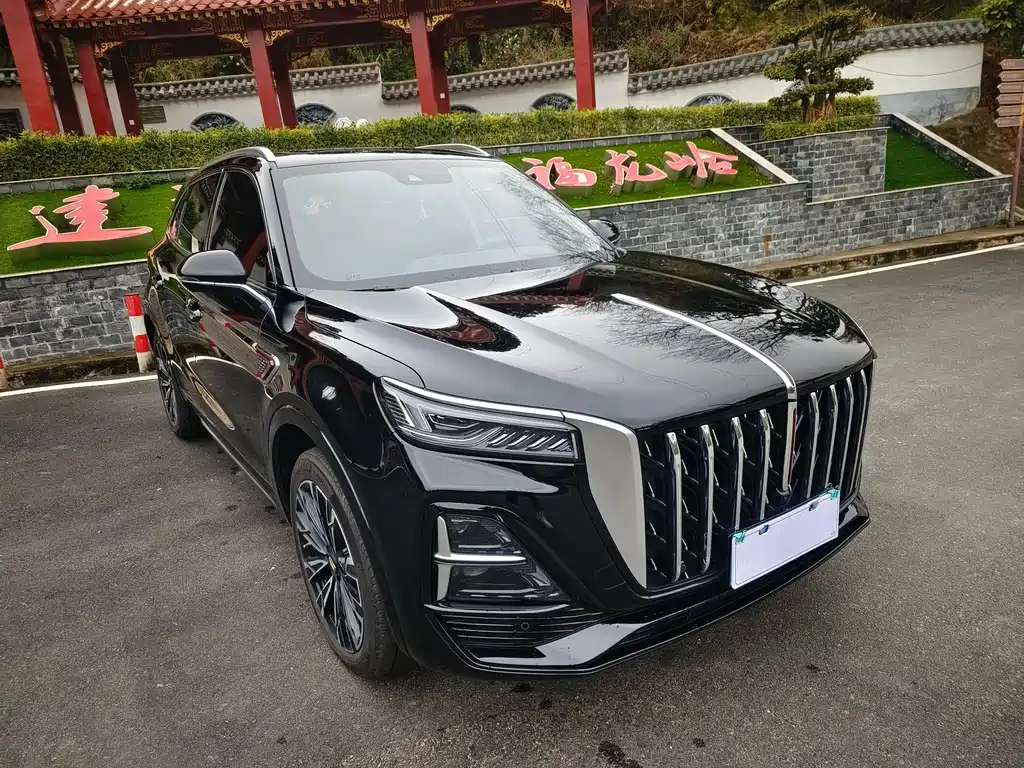 Hongqi HS5 2.0 T 4 WD Flagship Leading Pro
