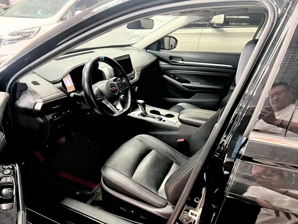 Teana 2.0 L XL Comfort