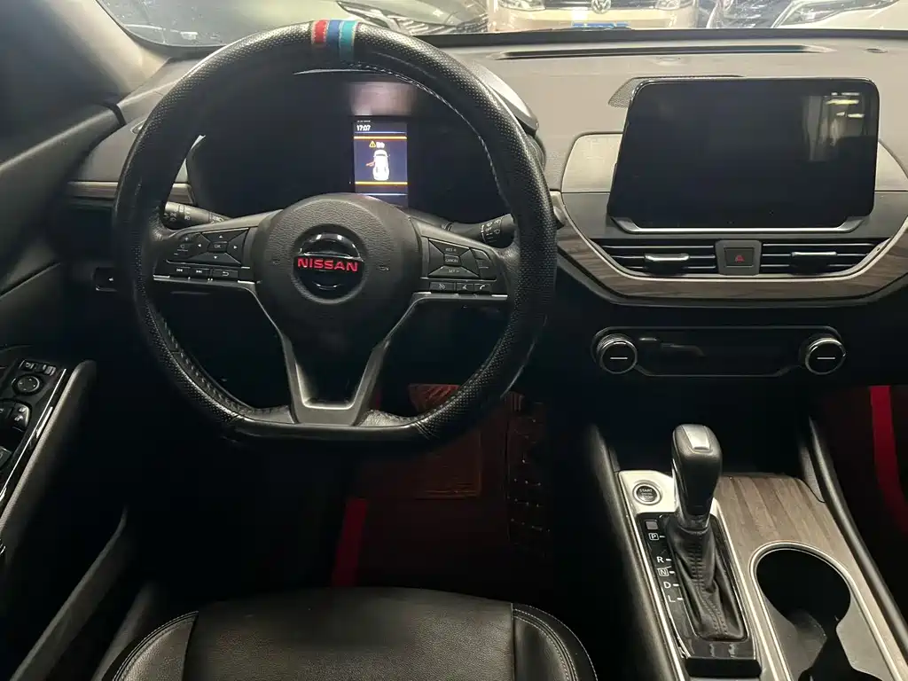 Teana 2.0 L XL Comfort