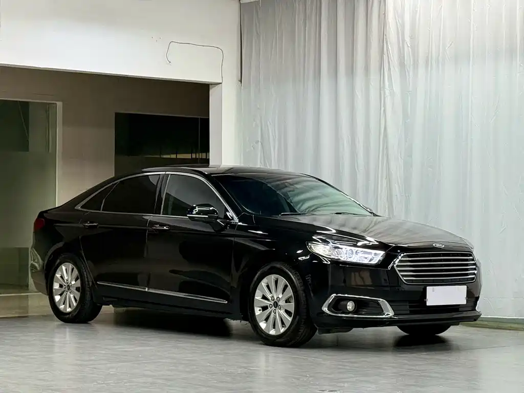Taurus EcoBoost 180 Luxury