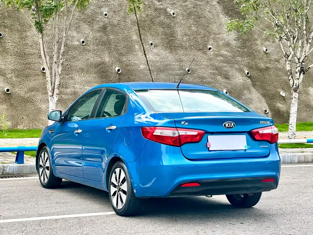 Kia K2 Sedan 1.6 L AT Premium Commemorative