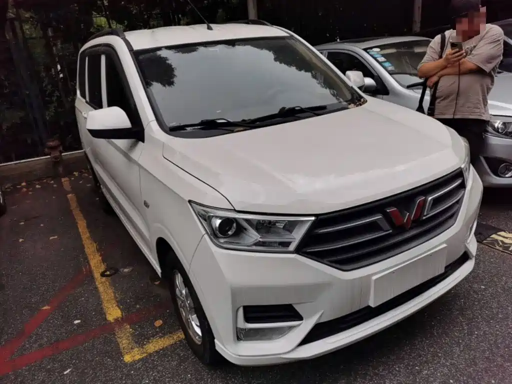 Wuling Hongguang 1.5 L S Standard CN-VI LAR