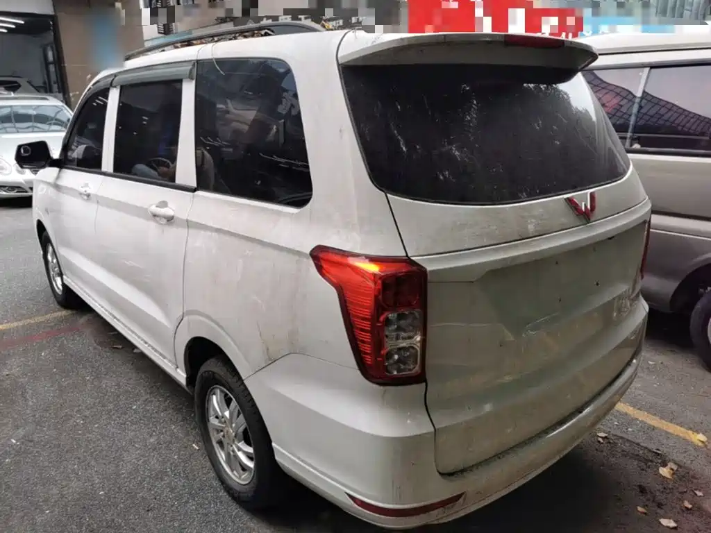 Wuling Hongguang 1.5 L S Standard CN-VI LAR