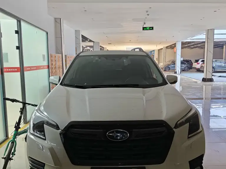 Subaru Forester 2.0 i AWD Luxury EyeSight