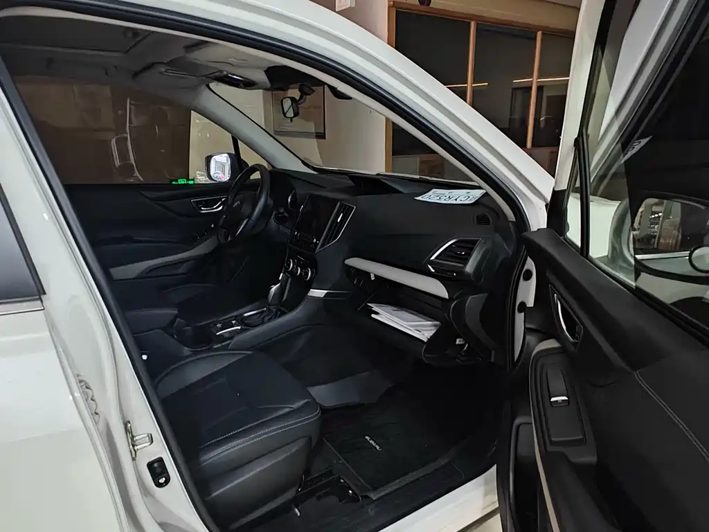 Forester 2.0 i AWD Luxury EyeSight