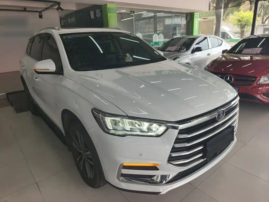 Song Pro 1.5 T Auto Luxury
