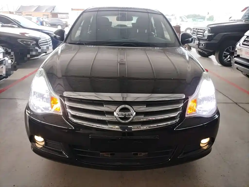 Sylphy Classic 1.6 XE+ CVT Connected Leading