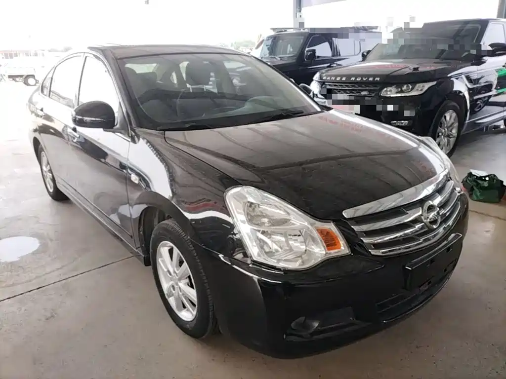Sylphy Classic 1.6 XE+ CVT Connected Leading
