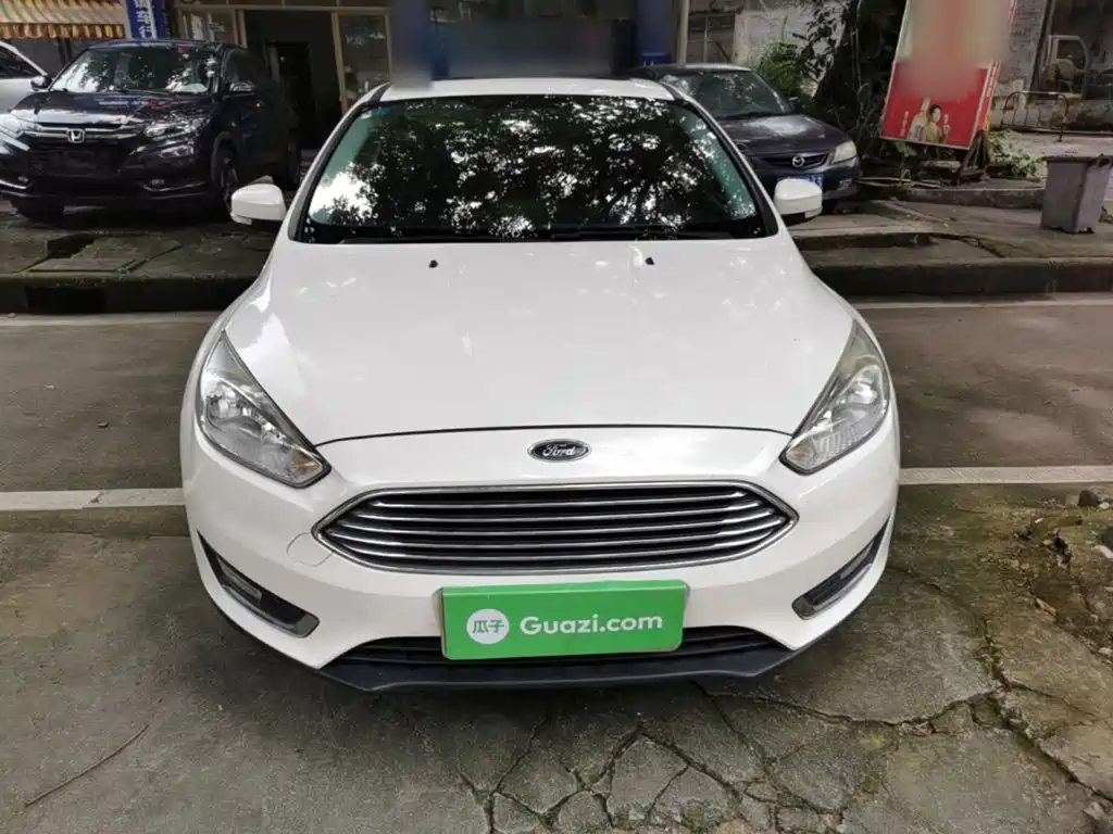 Focus Sedan 1.6 L Auto Style