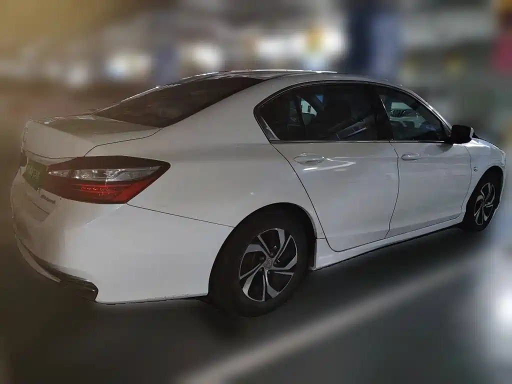 Accord 2.0 L Comfort