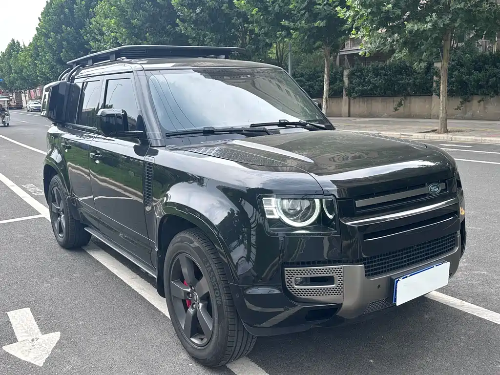 Land Rover Defender 110 3.0 T P400 X-DYNAMIC HSE