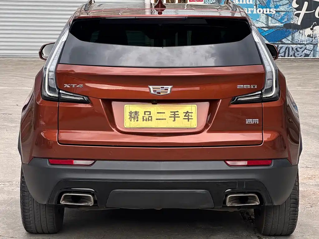 Cadillac XT4 28 T 2 WD Luxury Sport