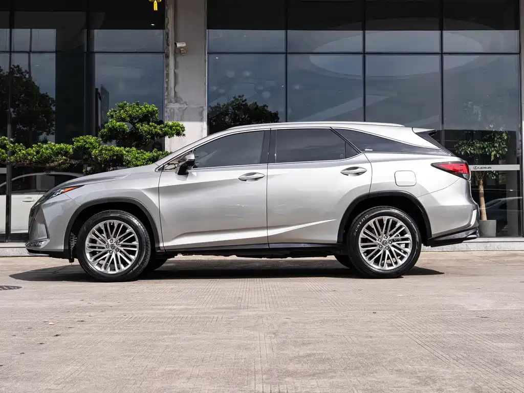 Lexus RX 450 hL 4 WD Luxury 6-seat CN-VI