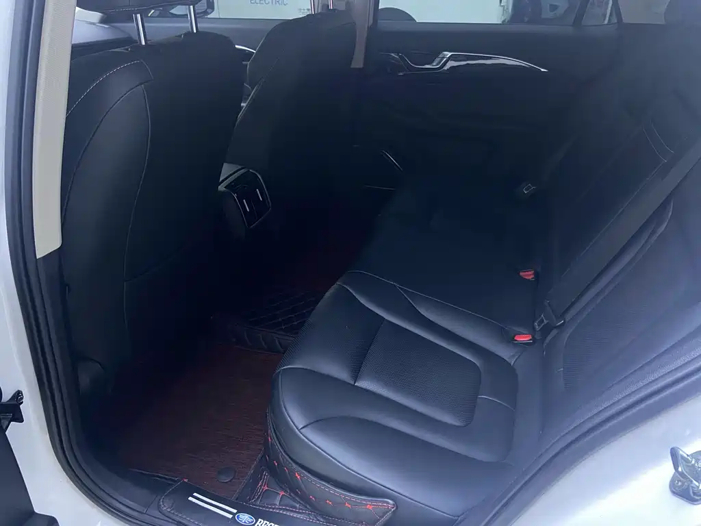 Besturn B70 1.5 T Auto Smart Enjoyment
