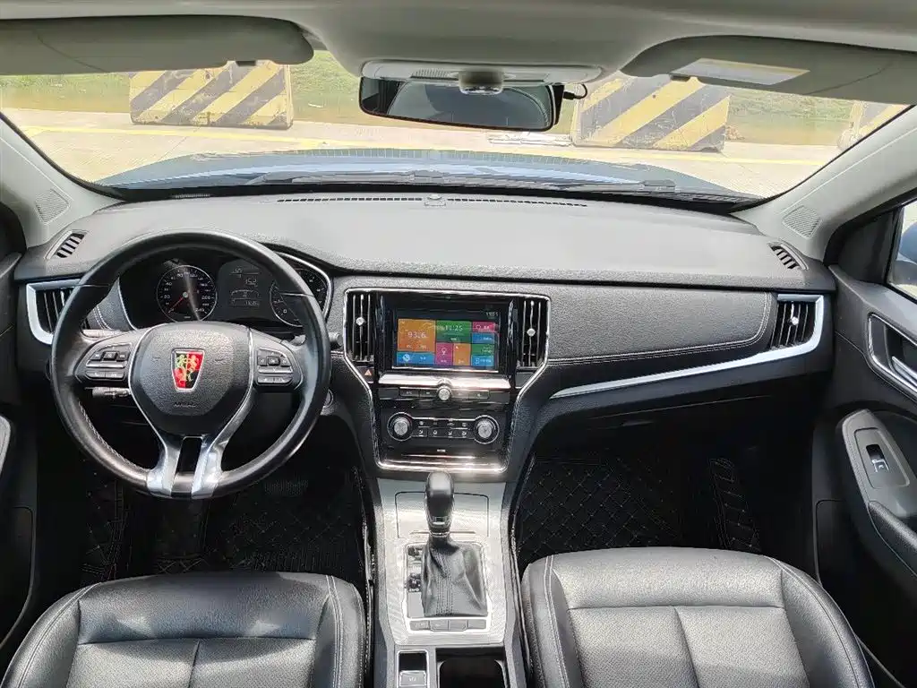 Roewe RX5 20 T 2 WD Auto Flagship
