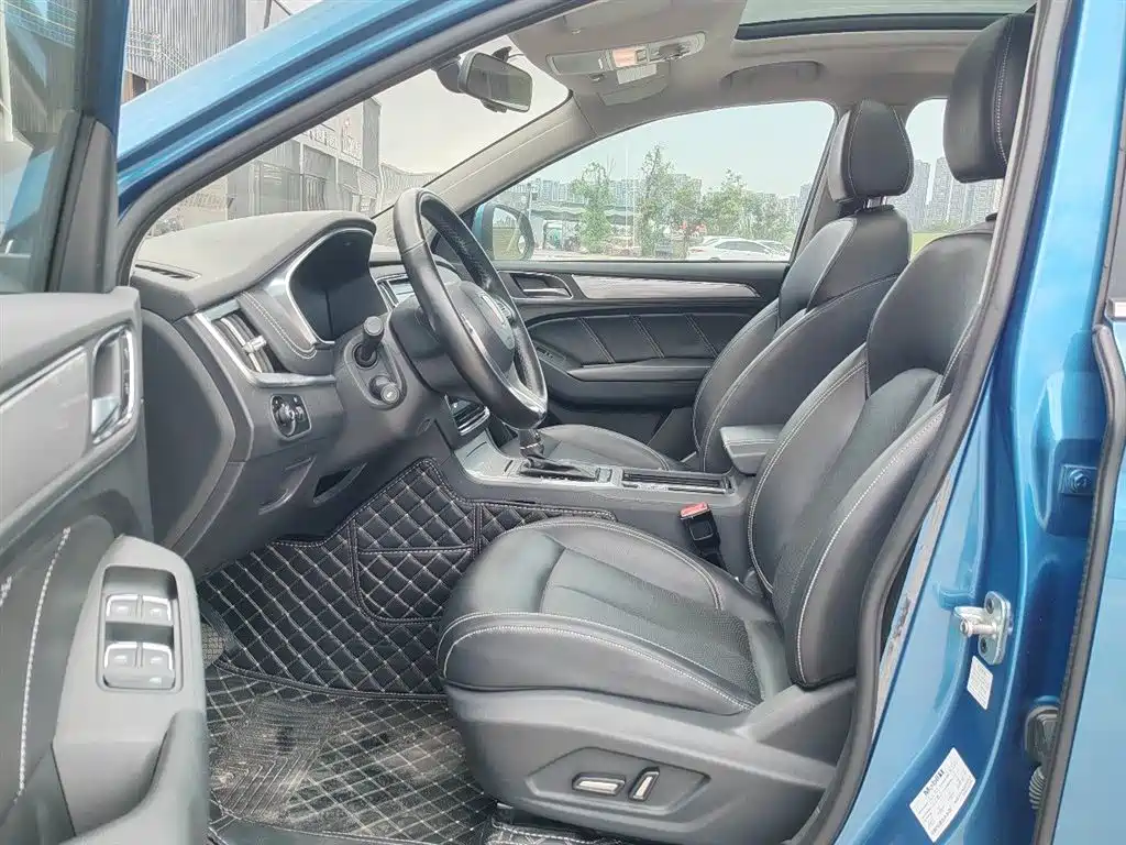 Roewe RX5 20 T 2 WD Auto Flagship