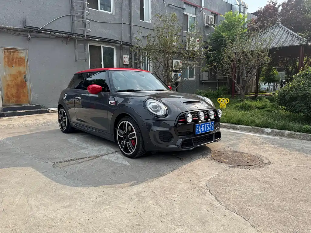 MINI JCW 2.0 T JOHN COOPER WORKS
