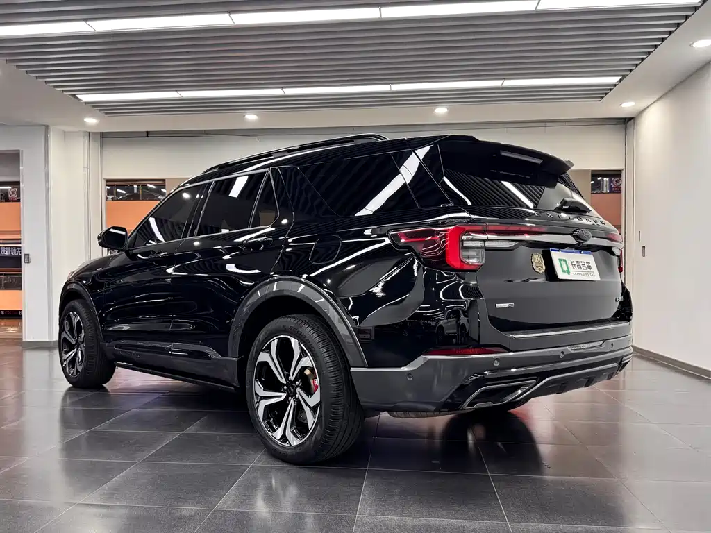 Explorer EcoBoost 285 4 WD ST-LINE 6-seat