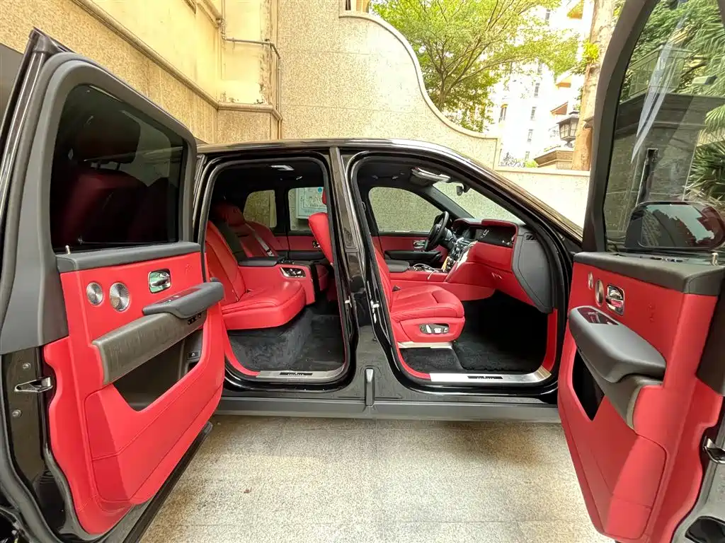 Cullinan 4-seat