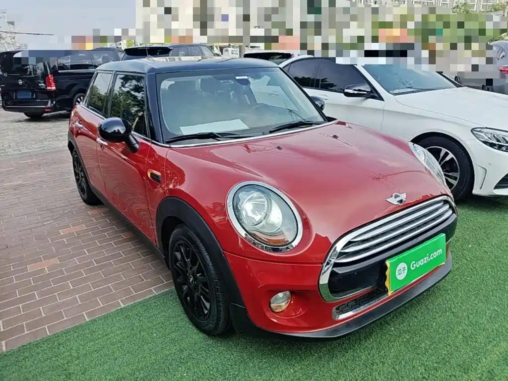 MINI 1.5 T COOPER Fun 5-door