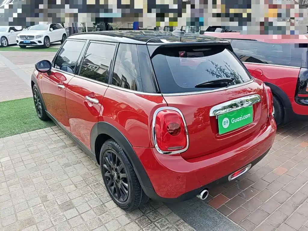 MINI 1.5 T COOPER Fun 5-door