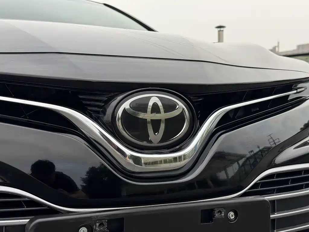 Camry 2.5 G Luxury