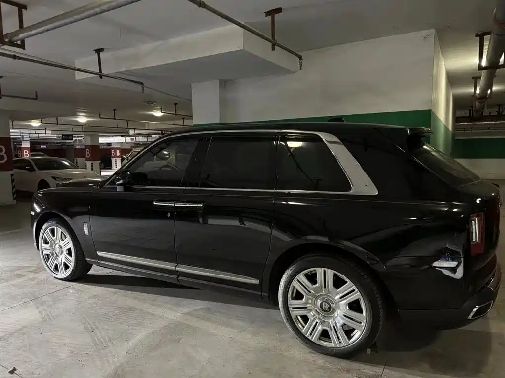 Cullinan 5-seat