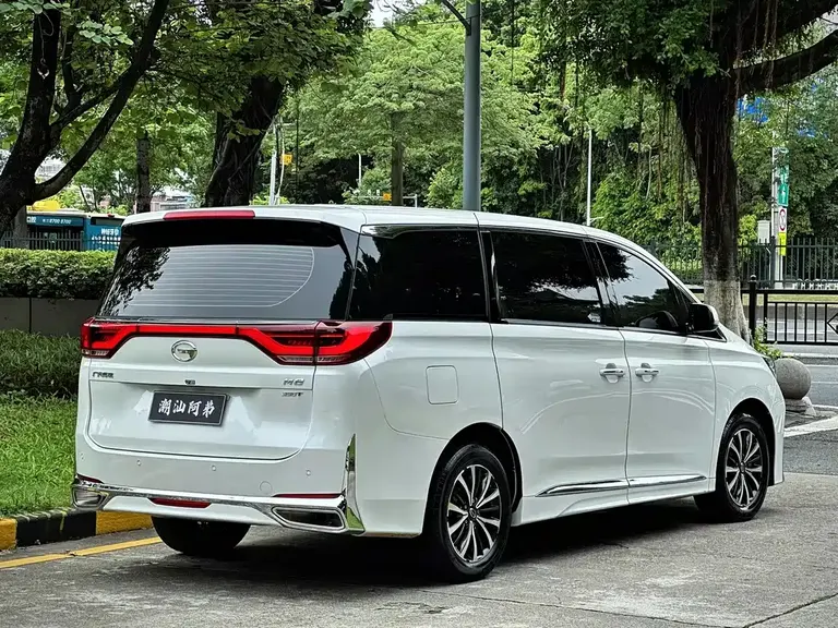 GAC Trumpchi M8 Leading Show Series 390 T Luxury