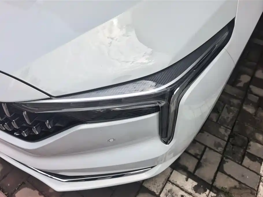 Besturn B70 3 rd Gen 1.5 T Auto Joy 70 Anniversary