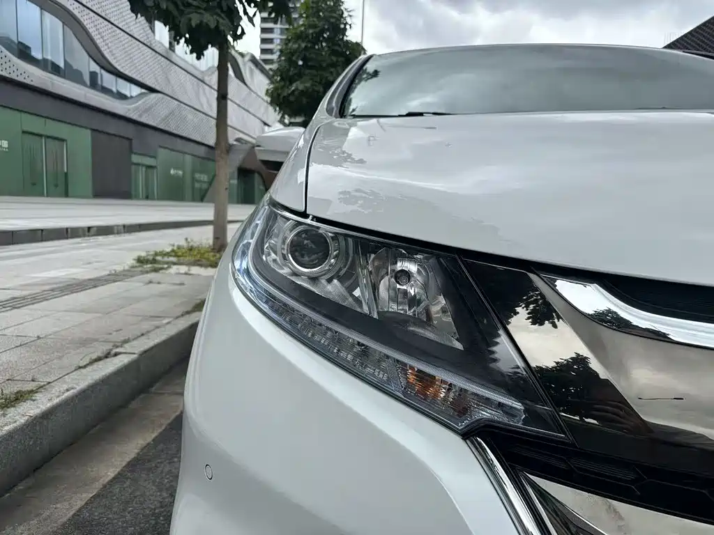 Odyssey 2.0 L Sharp· Smart Enjoyment