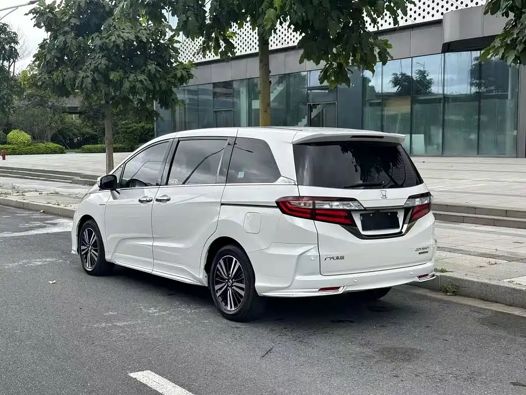 Odyssey 2.0 L Sharp· Smart Enjoyment
