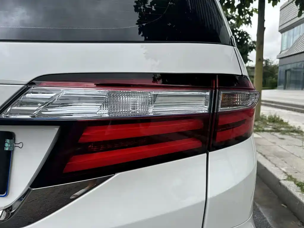 Odyssey 2.0 L Sharp· Smart Enjoyment