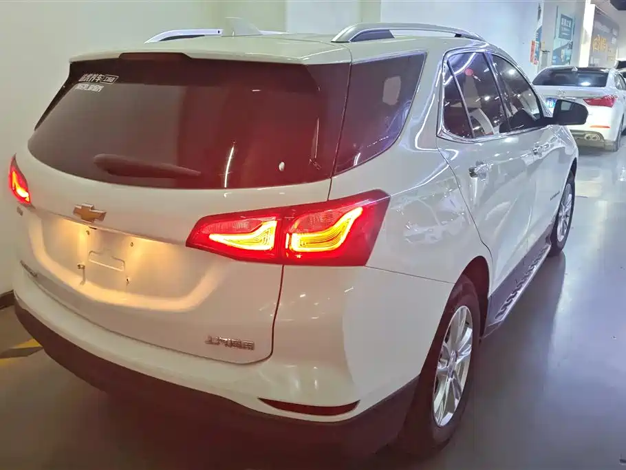 Equinox 535 T Auto Territory