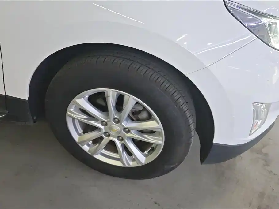 Equinox 535 T Auto Territory
