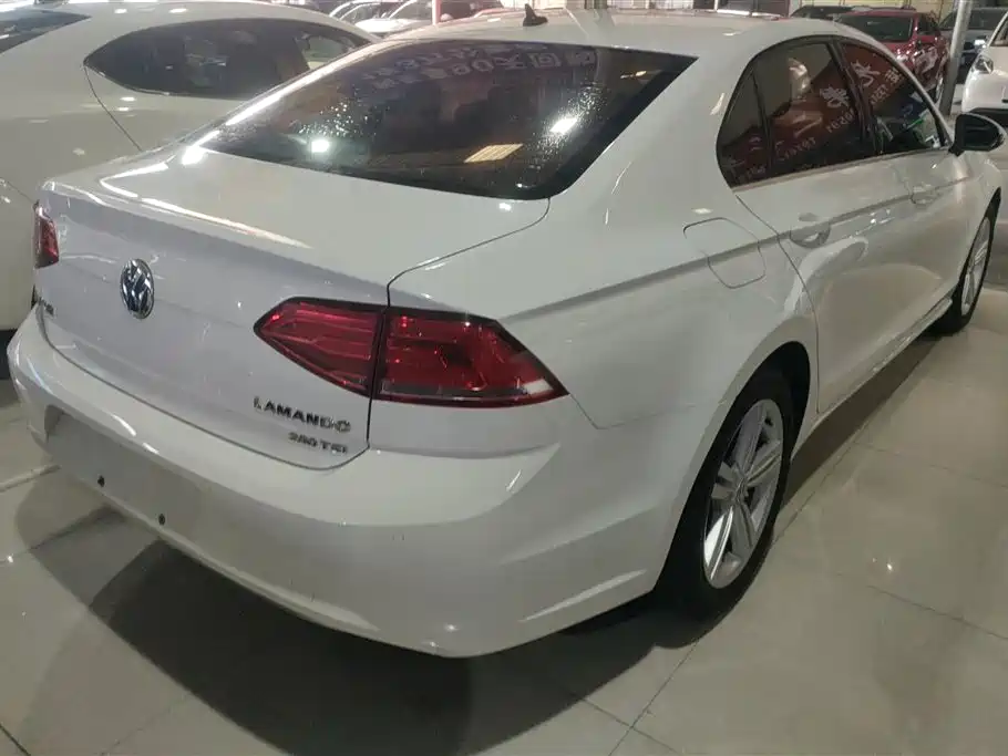 Lamando 280 TSI DSG Comfort