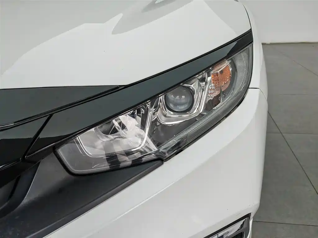 Civic 220 TURBO CVT Power Motion CN-V