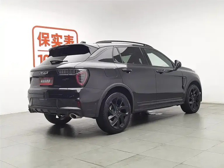 Lynk & Co 01 2.0 TD 4 WD Dark Night