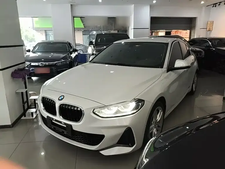 BMW 1 Series Facelift 120 i M Sport