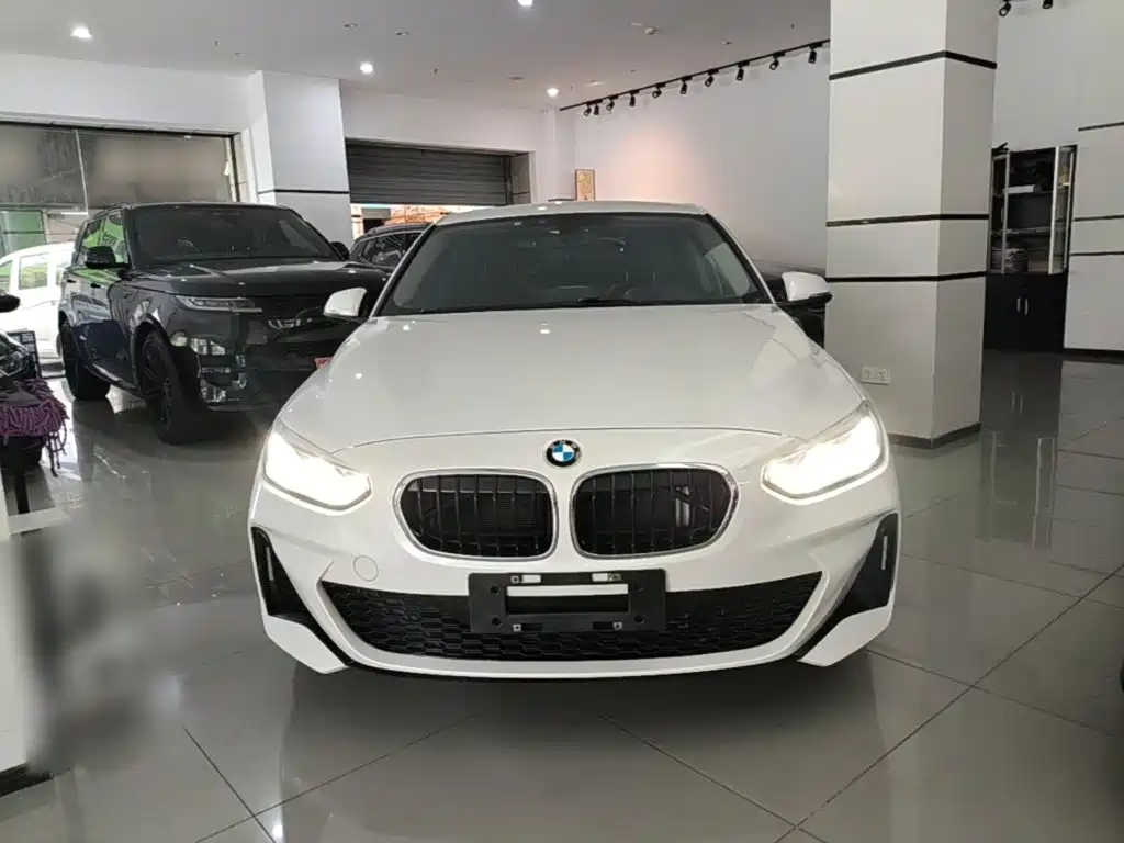 BMW 1 Series Facelift 120 i M Sport
