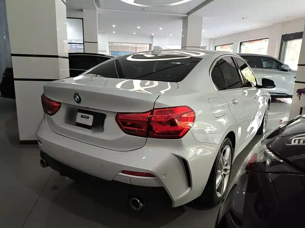 BMW 1 Series Facelift 120 i M Sport