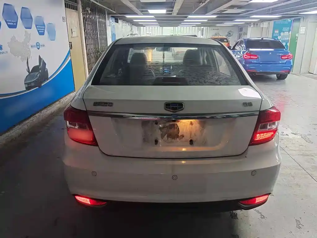 Vision 1.5 L Manual Happy